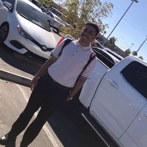 Meet your Posher, Daniel